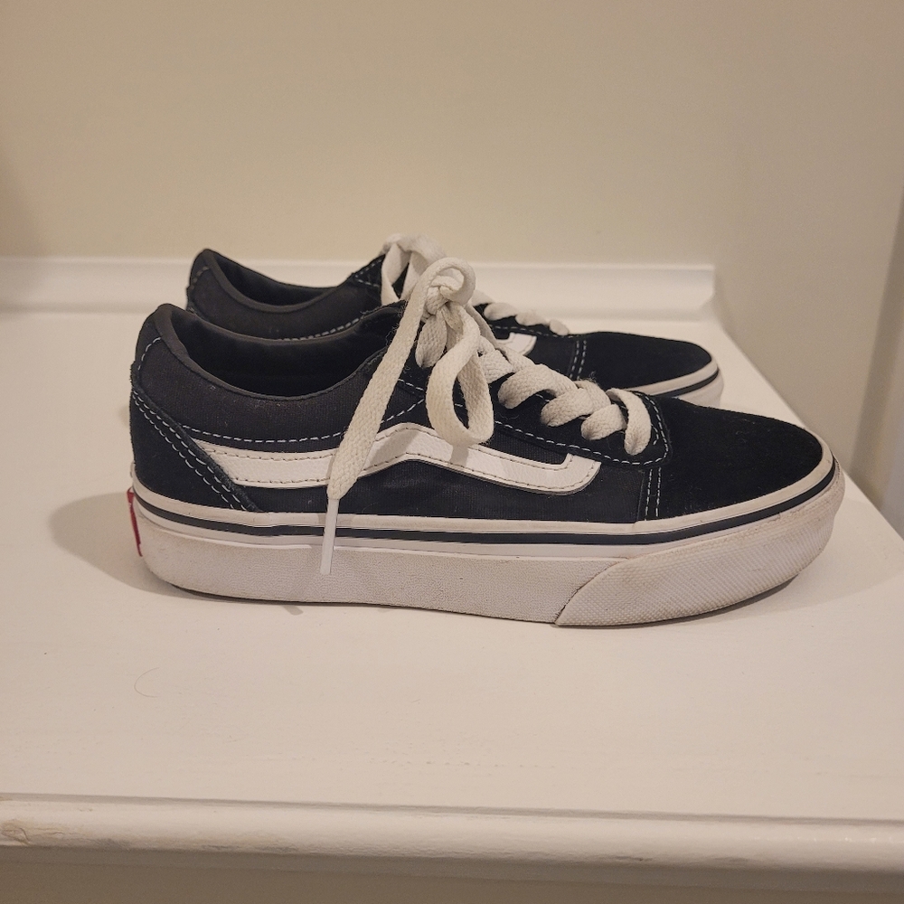 Vans black and white Size 12.5